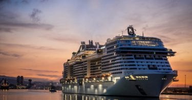 Le bateau de croisière MSC Grandiosa en mer